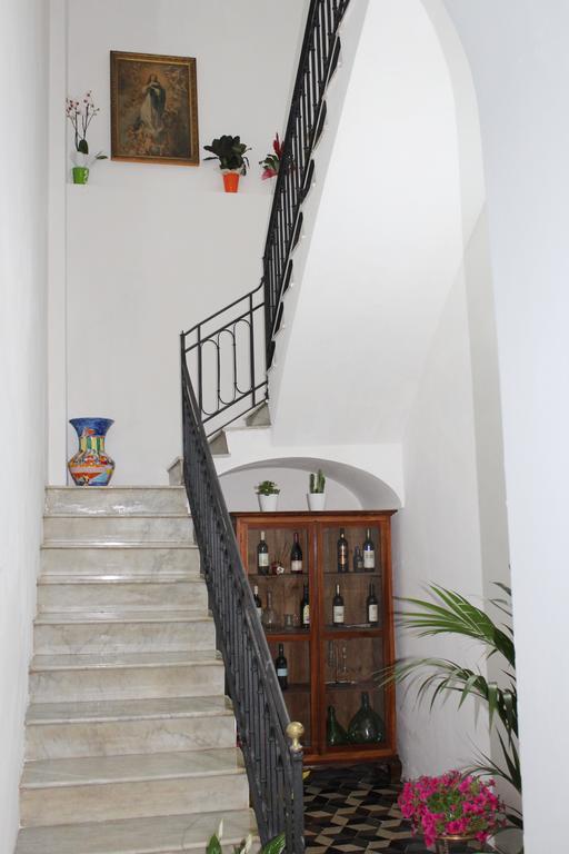 Апартаменты Palazzo Taormina Кастелламмаре-дель-Голфо Экстерьер фото